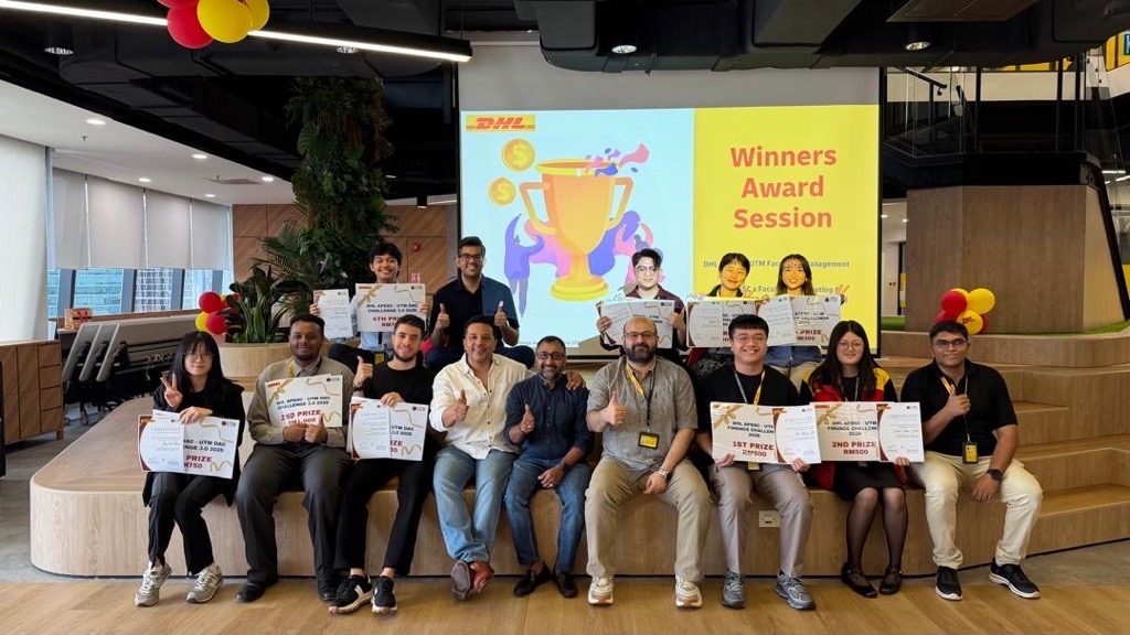 MJIIT students turn DAC success into Career Opportunities at DHL